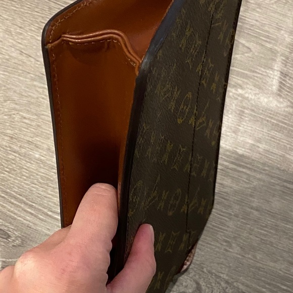 Authentic Louis Vuitton Pochette Homme clutch - Picture 5 of 7